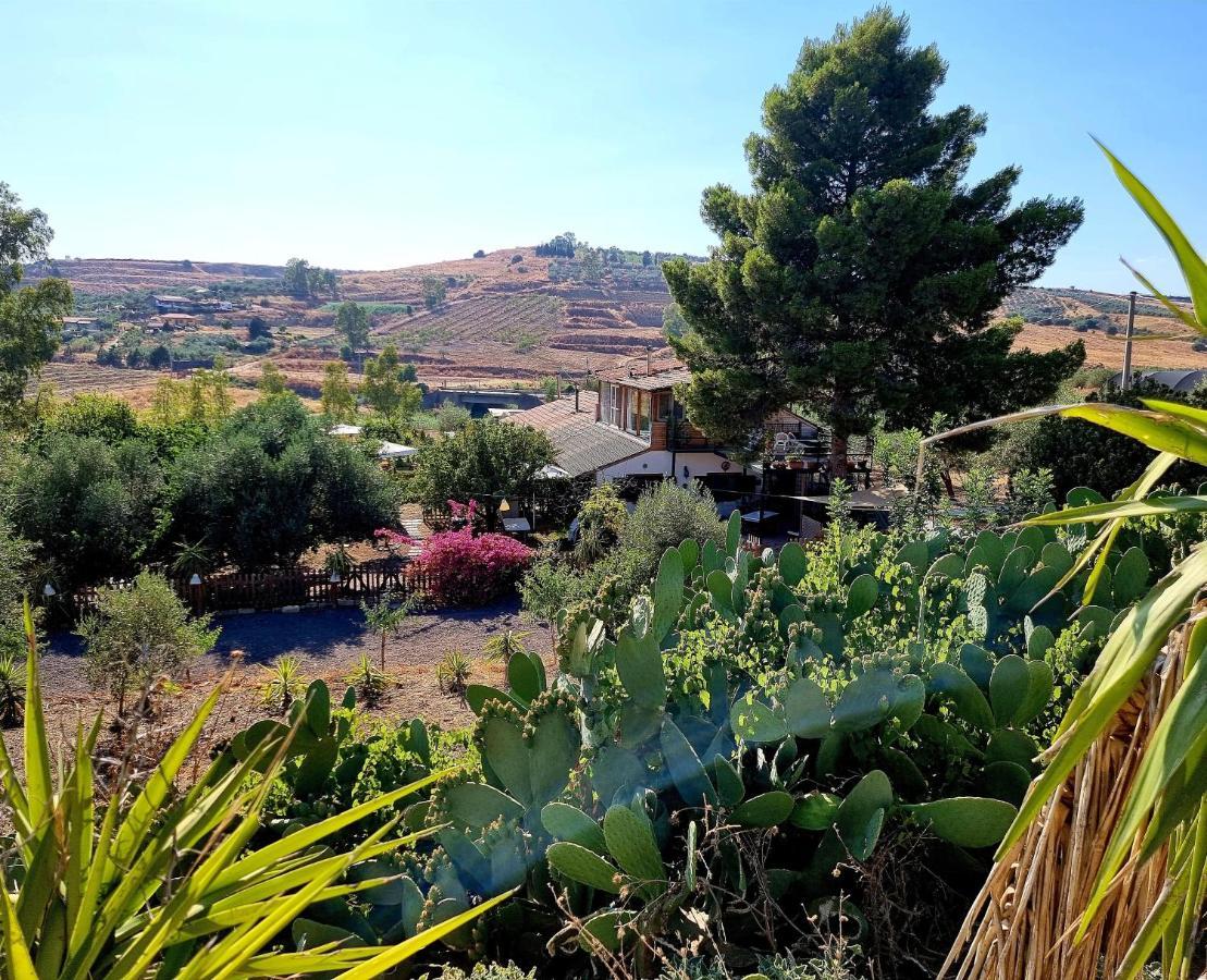 Sunset Valley Village Motta SantʼAnastasia Екстериор снимка